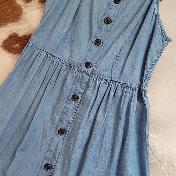 Light Blue Denim Button-Front Sundress - Picture 2 of 4